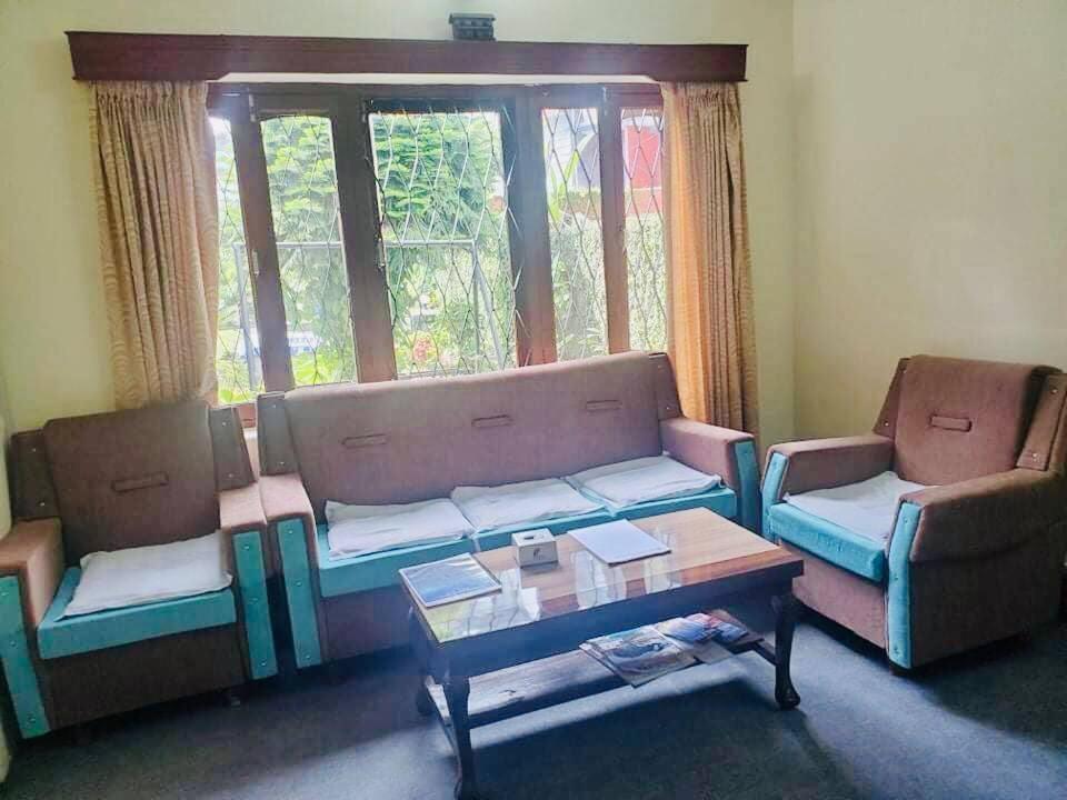 Hotel Blue Magnet Pokhara Exterior photo